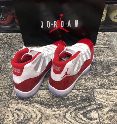 Air Jordan 11 Retro Cherry