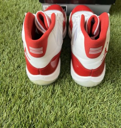 Air Jordan 11 Retro Cherry