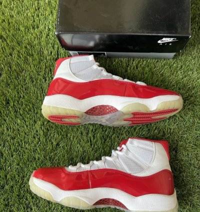 Air Jordan 11 Retro Cherry