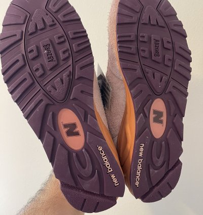 New Balance Salehe Bembury Sand Be The Time Miusa 990v2