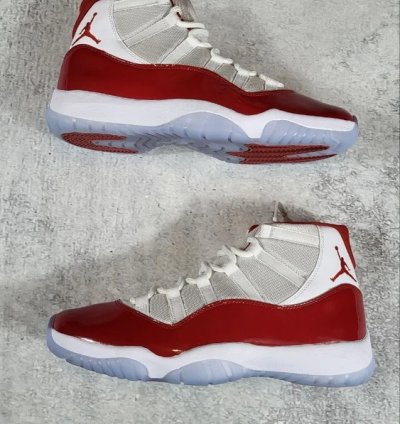 Air Jordan 11 Retro Cherry