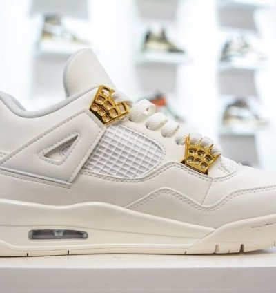 Air Jordan 4 Retro Metallic Gold