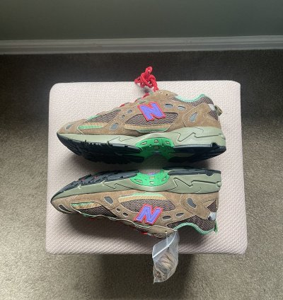 New Balance Stray Rats 827 Sewer Stompers