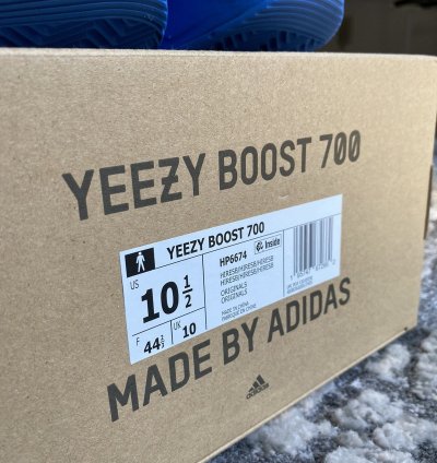 Adidas Yeezy Boost 700 Hi-res Blue
