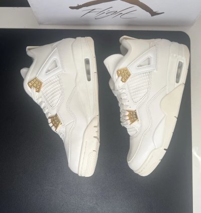 Air Jordan 4 Retro Metallic Gold