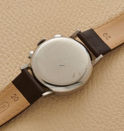 Omega Chronograph 2393 3
