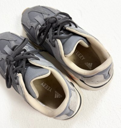 Adidas Yeezy Boost 700 Magnet Mens Size 6