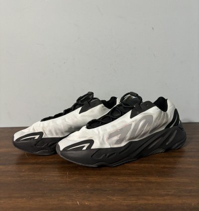 Adidas Yeezy Boost 700 Mnvn Blue Tint