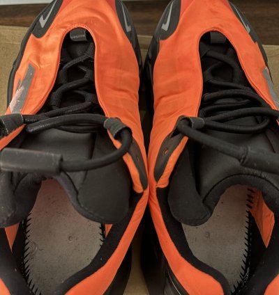 Adidas Yeezy Boost 700 Mnvn Orange