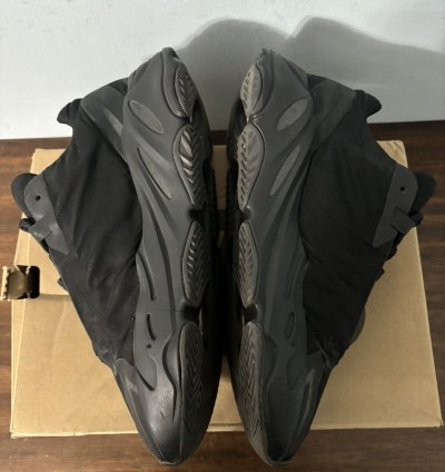 Adidas Yeezy Boost 700 Mnvn Triple Black