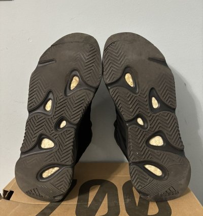 Adidas Yeezy Boost 700 Mnvn Triple Black