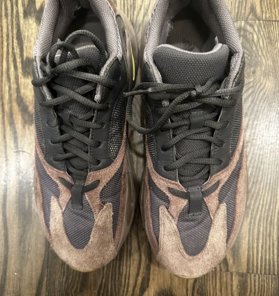 Adidas Yeezy Boost 700 Sneakers - Mauve