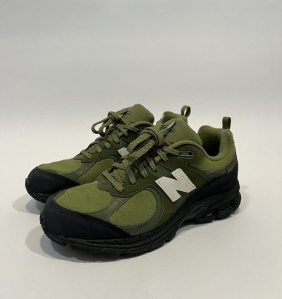 New Balance The Basement 2002r Moss Green S8 5