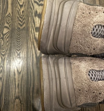 Adidas Yeezy Boost 700 Sneakers - Mauve
