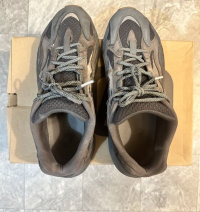 Adidas Yeezy Boost 700 V2 Geode