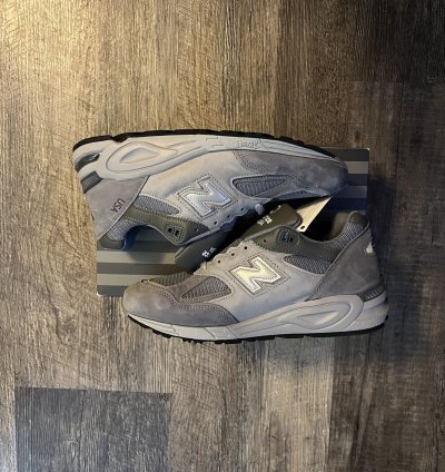 New Balance Wtaps 990v2