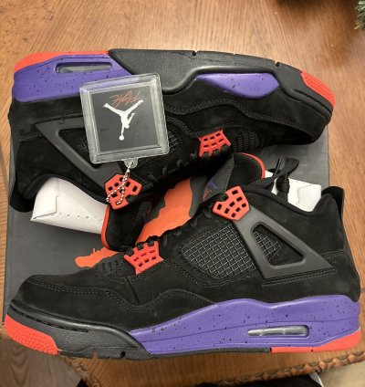 Size 10 - Jordan 4 Raptors Drake Ovo 2019