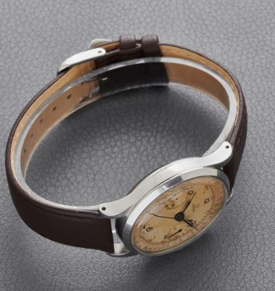 Omega Chronograph Cal 33 3