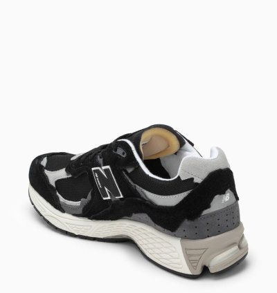 O1d2blof0523 2002r Trainer In Black