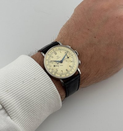 Omega Chronograph Calibre 33 3 Acier Staybrite Top Condition Swiss Made