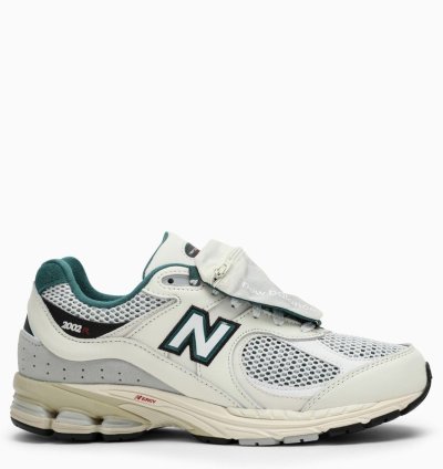 O1d2blof0523 Low 2002r Trainer In White