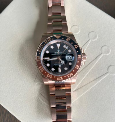 Rolex Gmt-master Ii Rootbeer Or Rose Full Set Tat Neuf