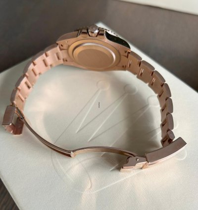 Rolex Gmt-master Ii Rootbeer Or Rose Full Set Tat Neuf