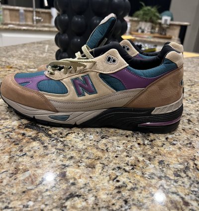 Palace New Balance 991 Tan