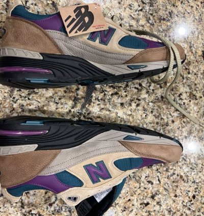 Palace New Balance 991 Tan