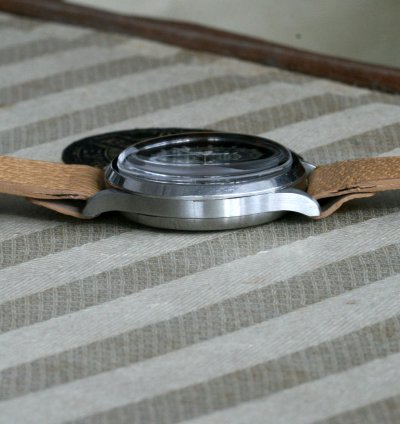 Omega Classic 33 3 Chro Oversize 38 Mm Chronograph Black Dial Top