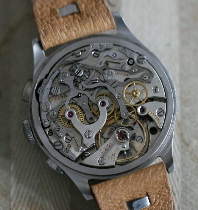 Omega Classic 33 3 Chro Oversize 38 Mm Chronograph Black Dial Top