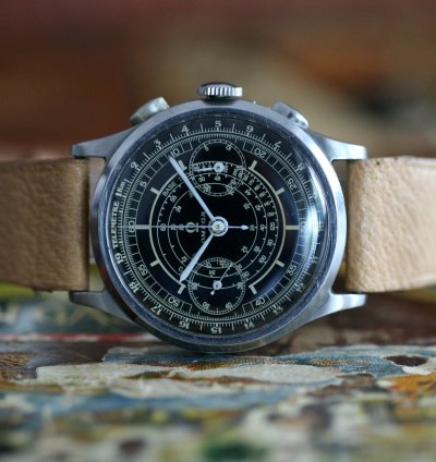 Omega Classic 33 3 Chro Oversize 38 Mm Chronograph Black Dial Top