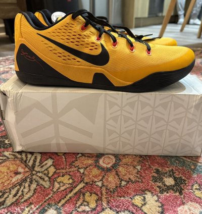Nike Kobe 9 Bruce Lee