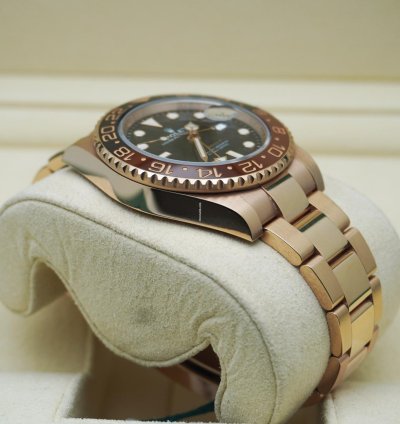 Rolex Gmt-master Ii Rose Gold 126715chnr