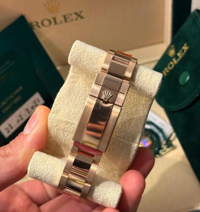 Rolex Gmt-master Ii Rose Gold 126715chnr Nos Full Stickers 2021