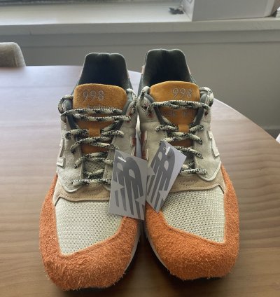 Ronnie Fieg Frank Lloyd Wright Foundation 998 - Apricot