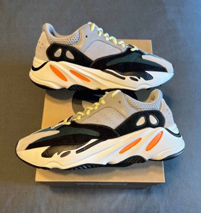 Adidas Yeezy Boost 700 Waverunner Size 7 B75571
