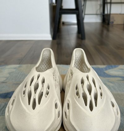 Adidas Yeezy Foam Rnner Ararat