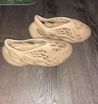 Adidas Yeezy Foam Rnnr