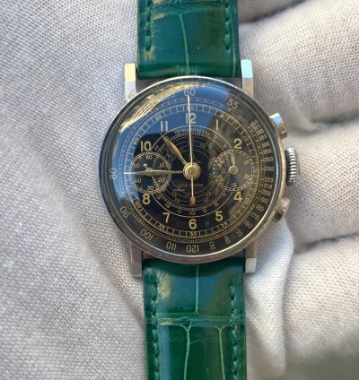 Omega Classic Ck 2078 Rare And Attractive Stainless Steel Chronograph Wristwatch