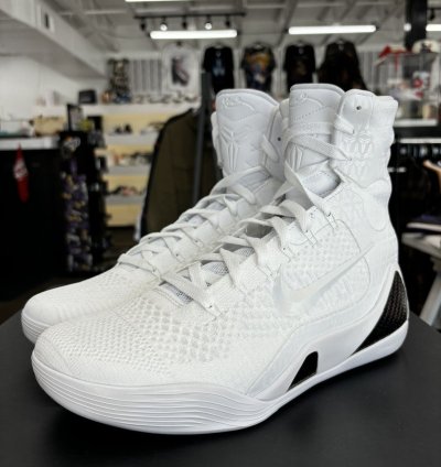 Nike Kobe 9 Elite Protro Halo Sz 9 5 2024