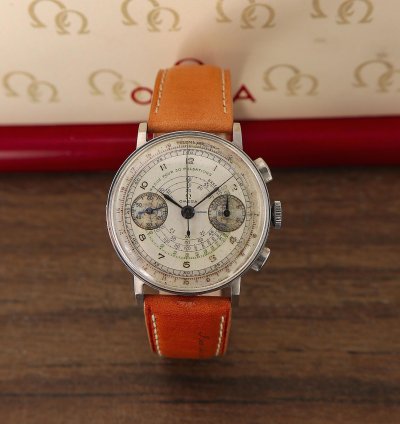 Omega Classic Vintage Chronograph Cal 33 3 With Rare Pulsometric Scale From 1942 With Extract Omega