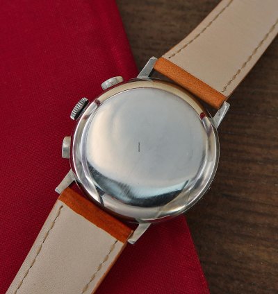 Omega Classic Vintage Chronograph Cal 33 3 With Rare Pulsometric Scale From 1942 With Extract Omega