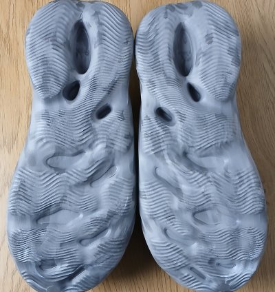 Adidas Yeezy Foam Runner