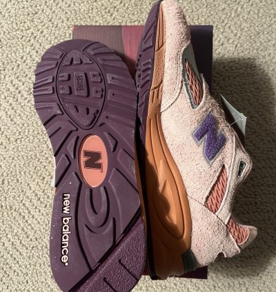 Salehe Brembury 990v2