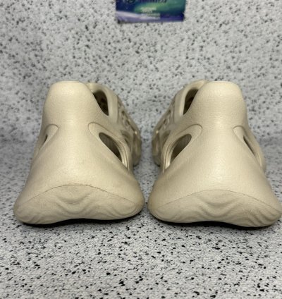 Adidas Yeezy Foam Runner Sand 9 Men