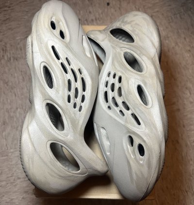 Adidas Yeezy Foam Runner Stone Sage