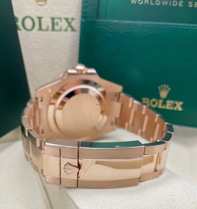 Rolex Gmt-master Ii Unworn Gmt-master Ii 126715chnr Rose Gold Rootbeer Oyster Bracelet 40mm