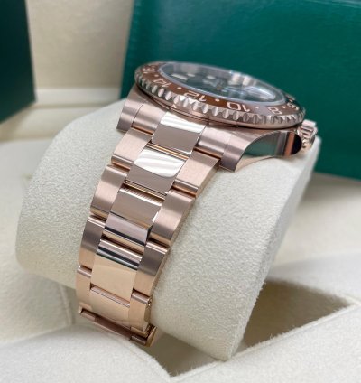 Rolex Gmt-master Ii Unworn Gmt-master Ii 126715chnr Rose Gold Rootbeer Oyster Bracelet 40mm