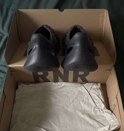 Adidas Yeezy Foam Runners Onyx Us Size 13 Men